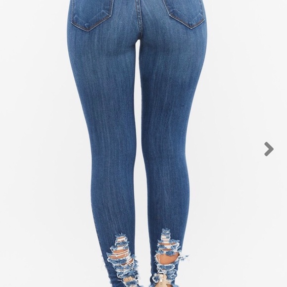 Honey Bun Caitlin Distressed Skinny Jeans size 3 - Picture 4 of 4